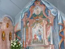 Kleine weiße Seehofkapelle in Blasiwald-Eisenbreche am Schluchsee